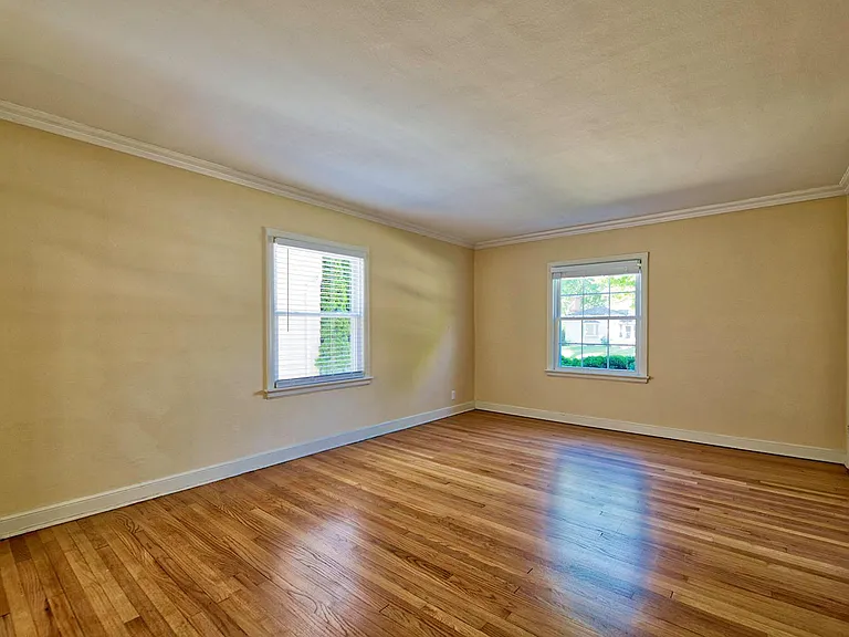 5006 N Bay Ridge Ave — Photo 11