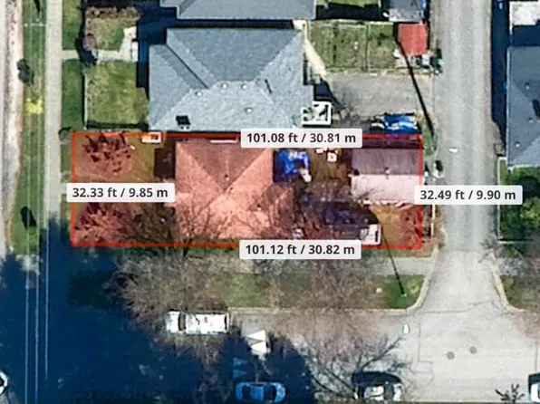 3996 Lillooet St, Vancouver, BC V5R 2E8