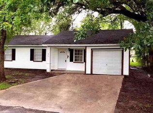 8135 San Carlos St, Beaumont, TX 77708