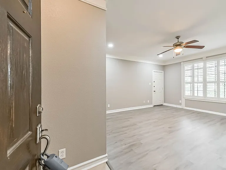 2700 Revere St #127 — Photo 7