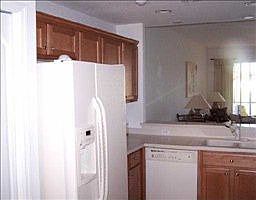 2nd image of 923 Fairwaycove Ln Unit 104