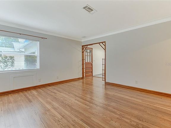 3rd image of 301 Howard Ave