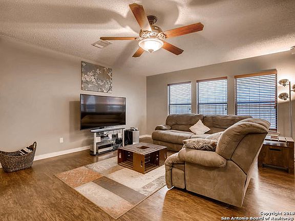5th image of 16143 Treeridge Pl