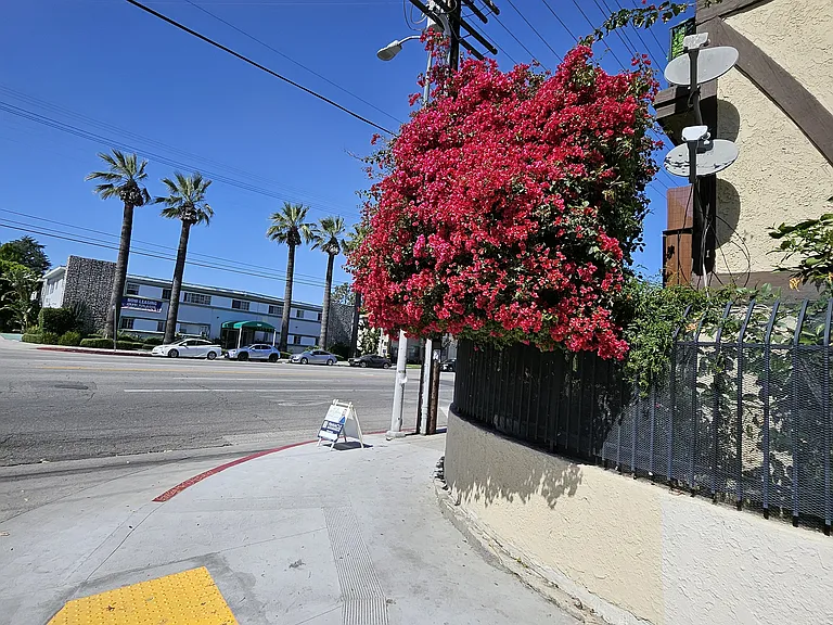 7504 Sepulveda Blvd #103 — Photo 29