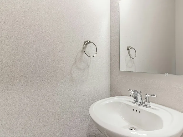 125 Peruna Dr — Photo 16