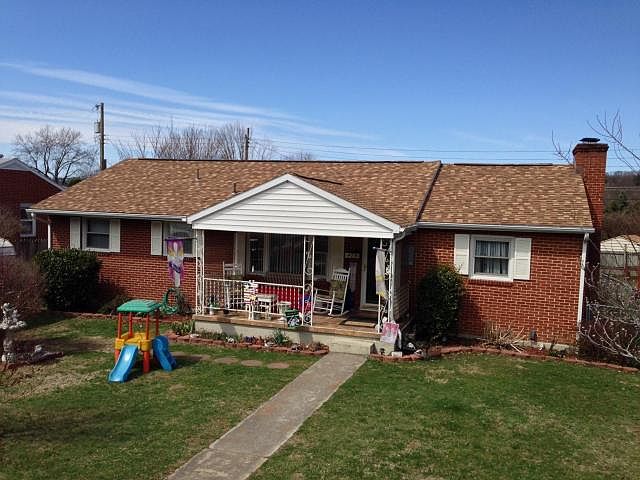 1st image of 1427 Forest Ave
