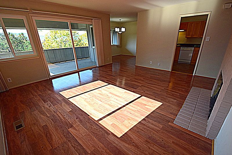 1st image of 8 Davis Dr APT A