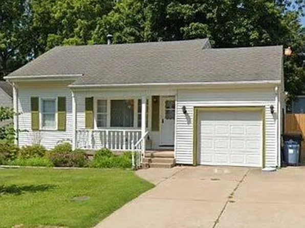 3119 N North St, Peoria, IL 61604