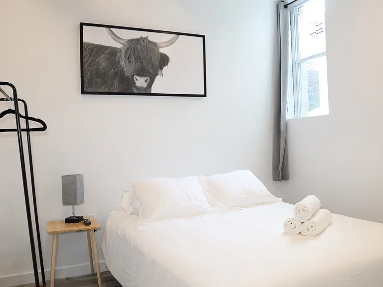 455 Pavonia Ave #1B — Photo 2