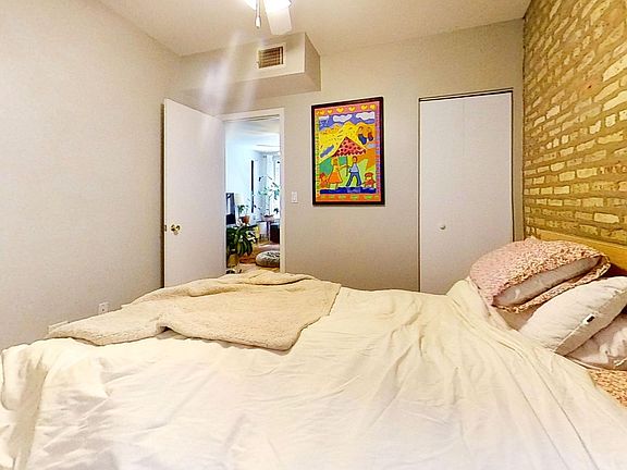 5th image of 1433 W Balmoral Ave #1439-1S