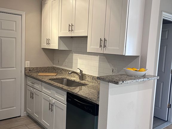 4th image of 1601 Spring Gate Dr Unit 1213