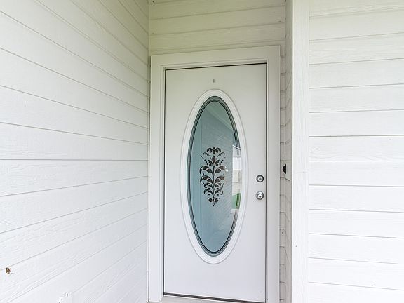 2nd image of 9345 Crooked Creek Dr