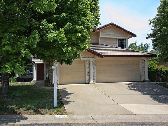 2nd image of 3385 Kensington Dr