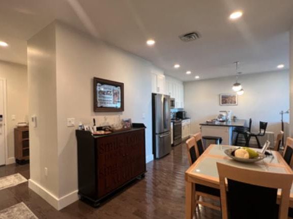 4th image of 434 McGrath Hwy #407A
