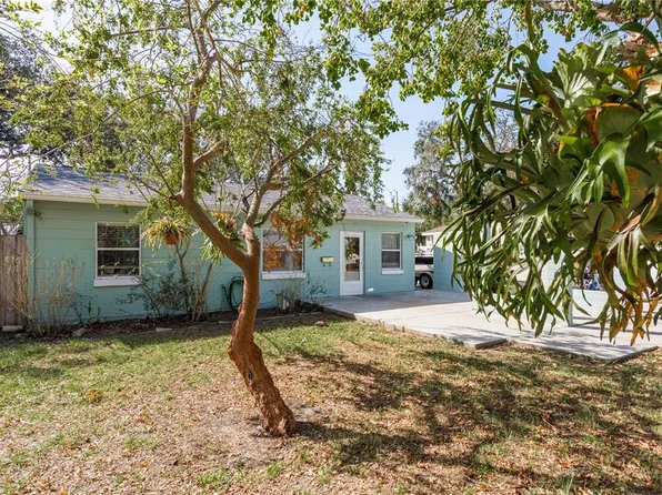 4714 W KNIGHTS AVENUE, TAMPA, FL 33611