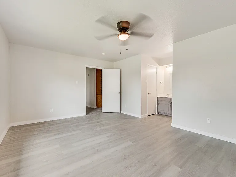 3705 Osage Dr — Photo 10