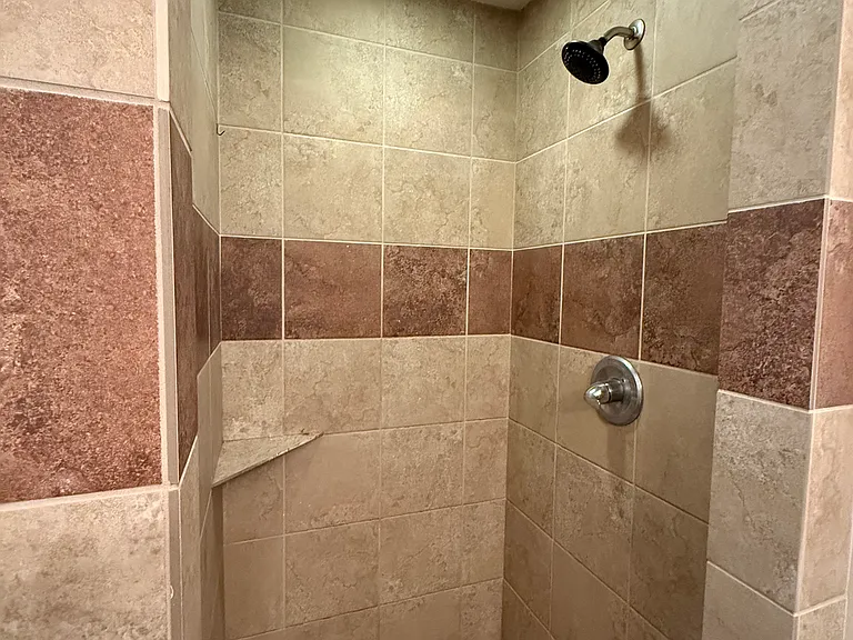 1623 E McElroy Pl — Photo 8