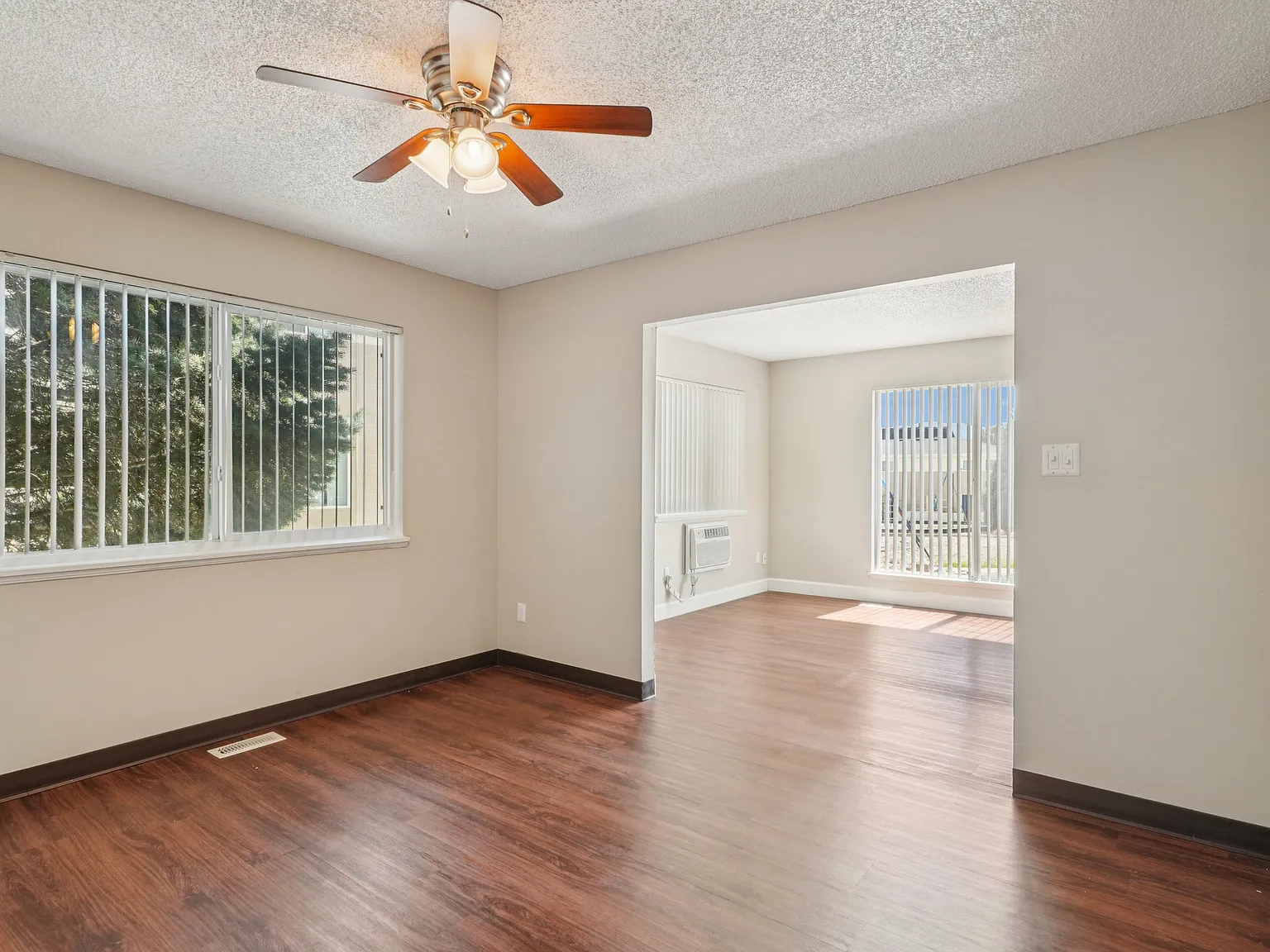 Aspen Townhomes — Photo 3