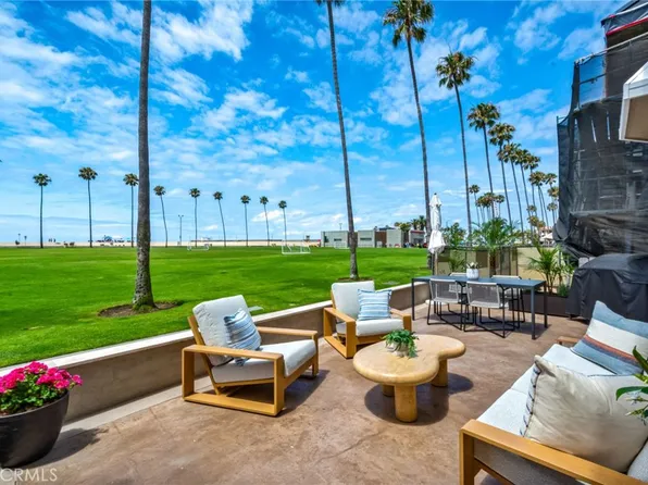 920 E Oceanfront, Newport Beach, CA 92661