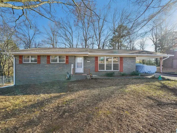 2904 Crestlane Dr, Adamsville, AL 35005