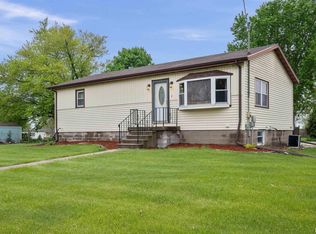 3349 150th Ave, Lynn Center, IL 61262