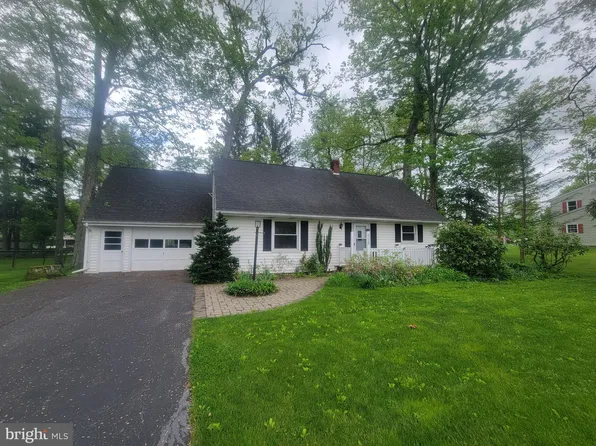 4328 W Whitehall Rd, Pennsylvania Furnace, PA 16865