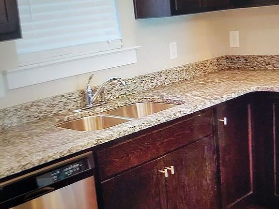 5th image of 4388 Ridgemont Cir