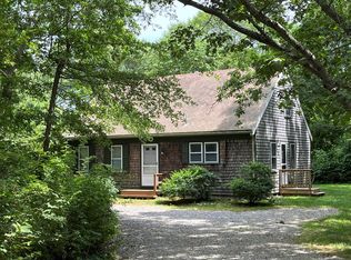 22 Weather Vane Ln, East Sandwich, MA 02537