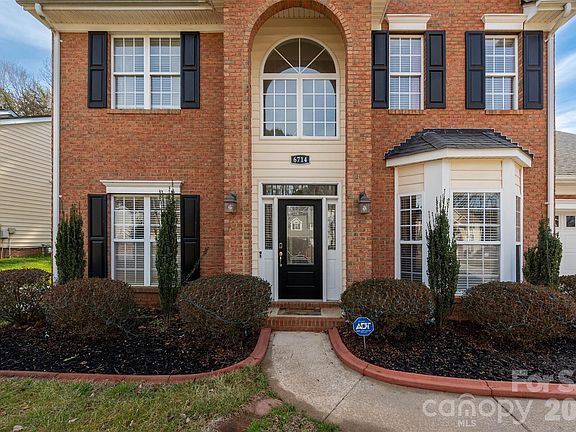 2nd image of 6714 Reedy Creek Rd