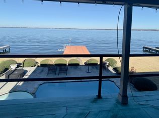 75 Lakeview Vlg, Montgomery, TX 77356