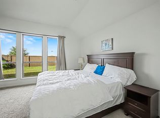5610 Vintage Oaks Ln, Manvel, TX 77578