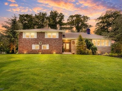 28 Pepper Rd, Towaco, NJ, 07082