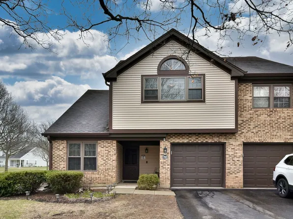 702 Dorset Cir, Wheeling, IL 60090