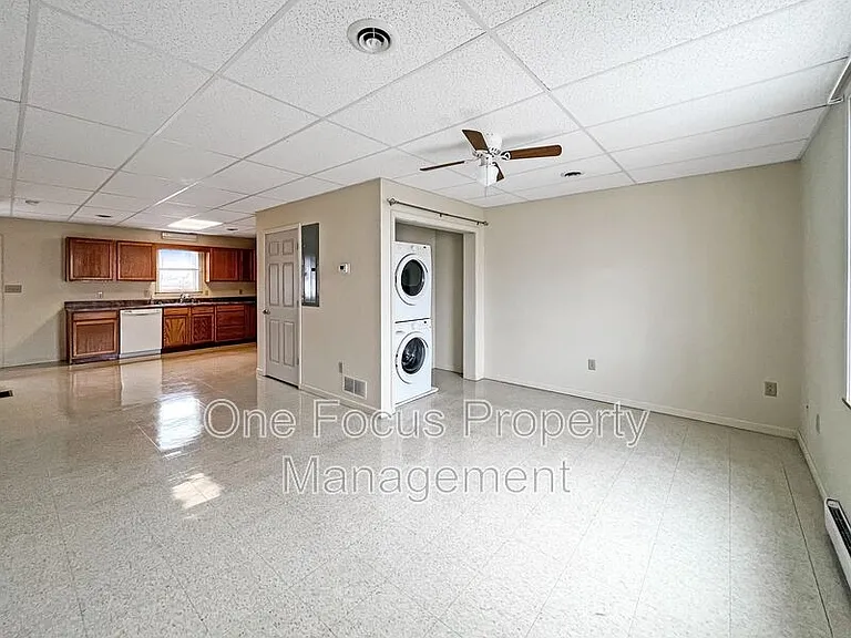 218 3rd Ave — Photo 3