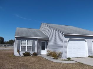 121 Kobe Dr, Havelock, NC 28532