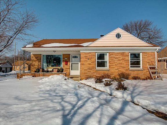 2nd image of 3848 E Elser Ave