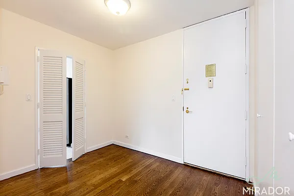 Rented by Mirador Real Estate | media 13