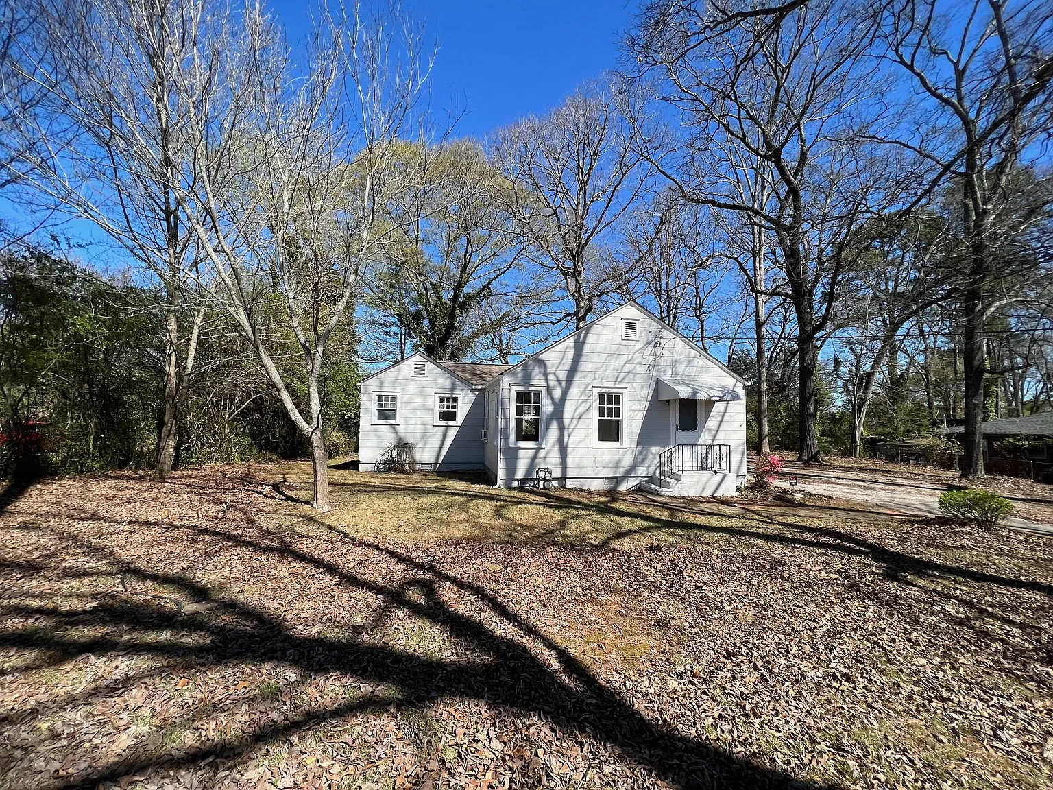 2 bed, 1100 sqft, $1,660 — Photo 3