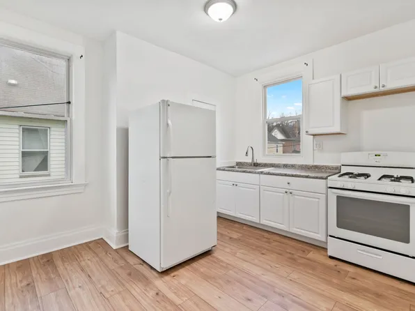 1528 Ridge Avenue, 1528 Ridge Ave Floor 2, Coraopolis, PA 15108