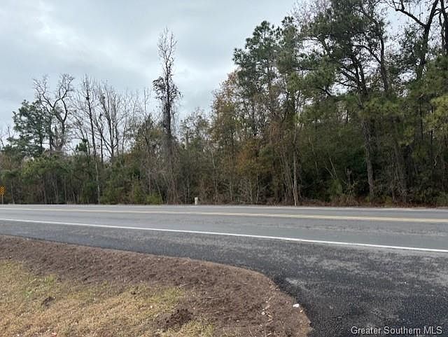 2nd image of 3724 S Beglis Pkwy
