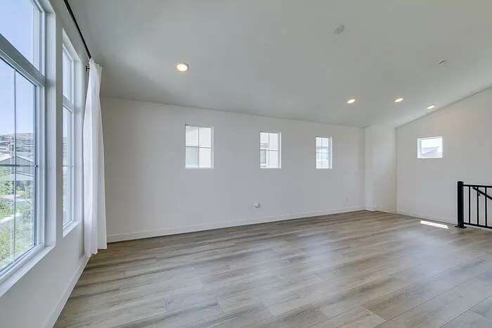 759 Faircliff Ct — Photo 37