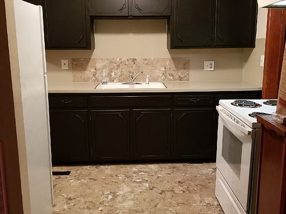 5th image of 1636 Hanna Dr