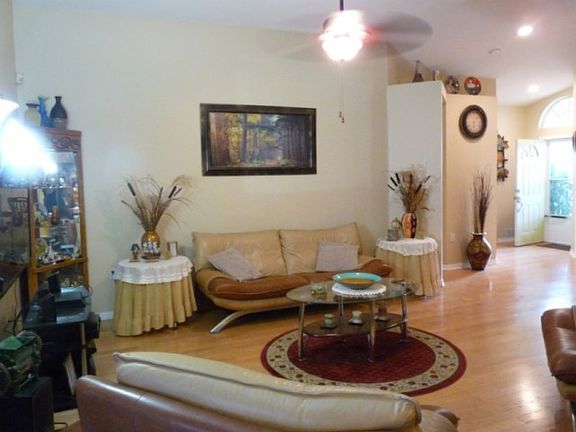 3rd image of 1753 Kirtley Dr