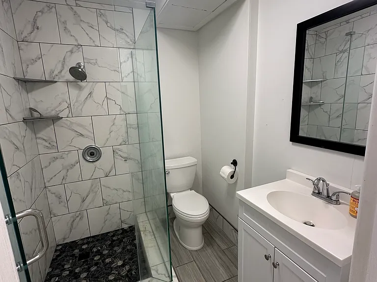 1725 NE Upper Dr — Photo 25
