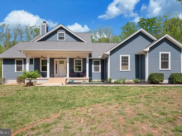 30319 Stonewall Dr, Locust Grove, VA 22508