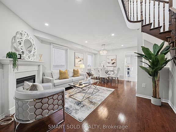 3rd image of 75 Rideau Dr