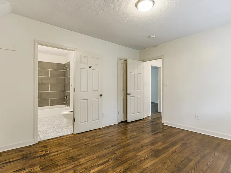 937 Lawton St SW — Photo 18