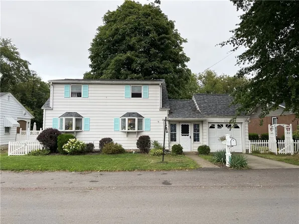 412 N Water St, Masontown, PA 15461