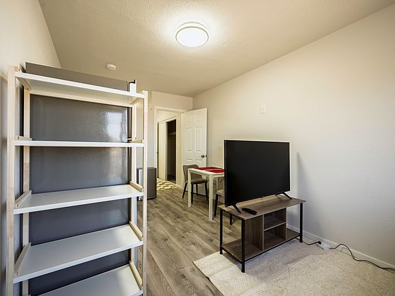 343 Tungsten Street Studio - For Sale-5_03042026