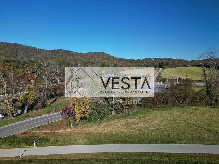 588 Ray Hill Rd #D — Photo 54